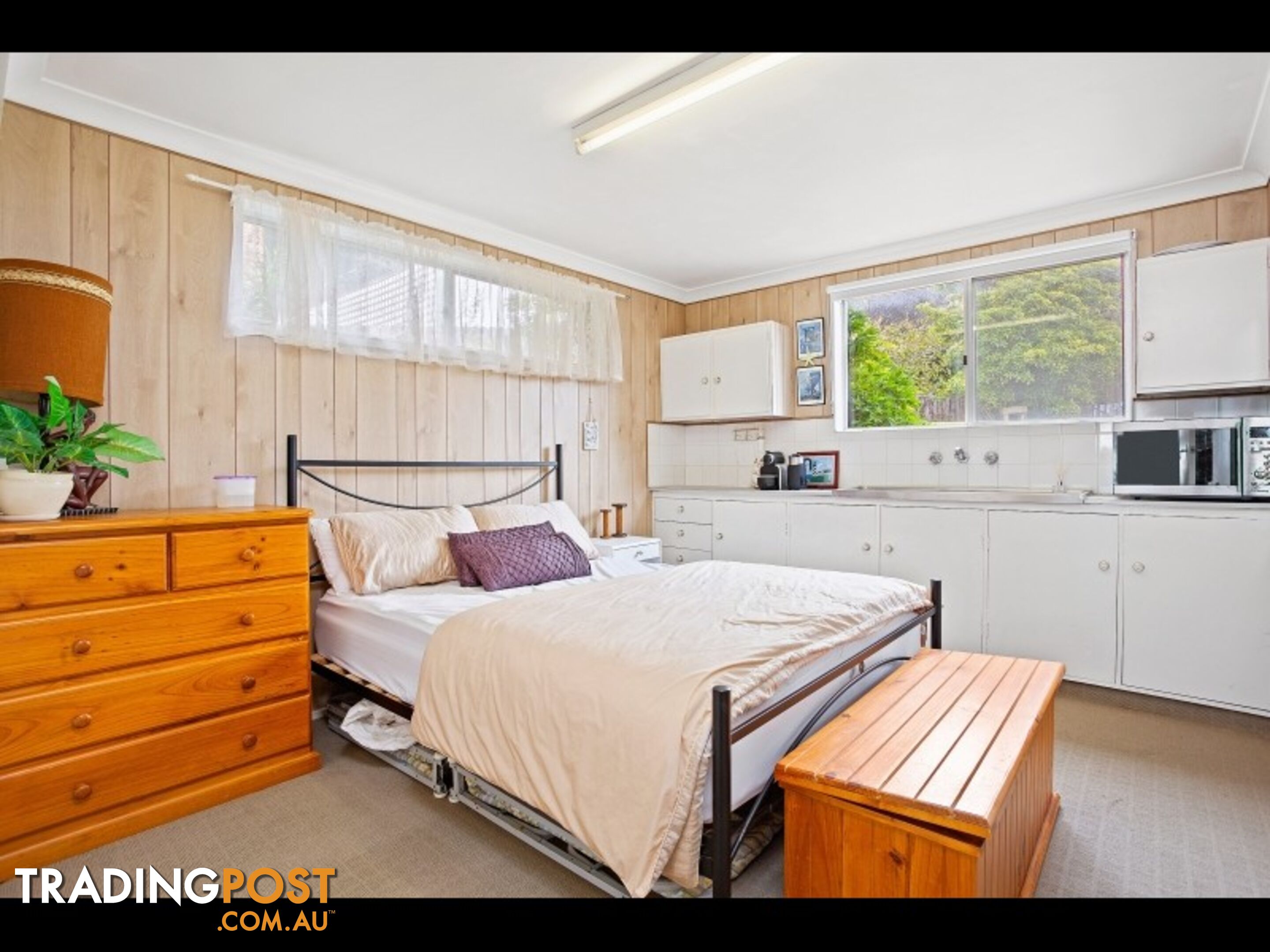 WHISPERING PINES 21 SURF STREET Tuross Head, NSW 2537