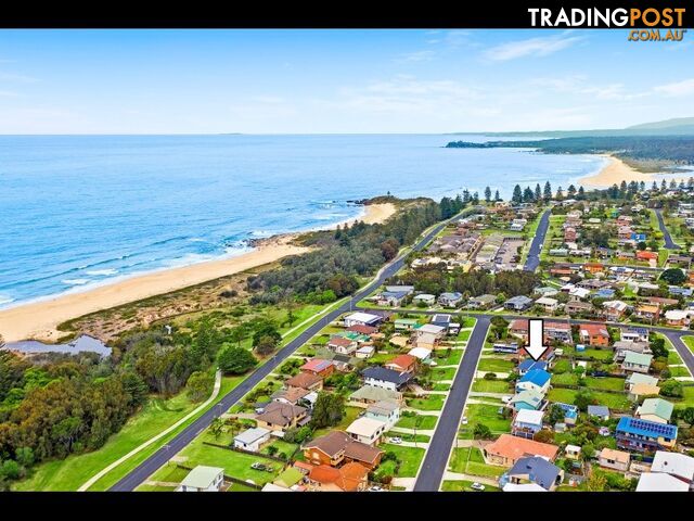 WHISPERING PINES 21 SURF STREET Tuross Head, NSW 2537