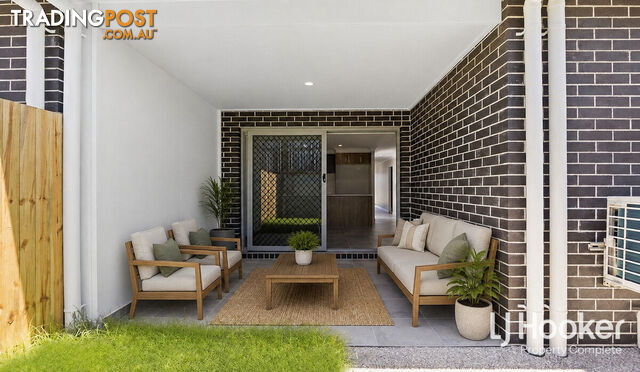 26 Diamond Drive YARRABILBA QLD 4207 - photo 5 of 14