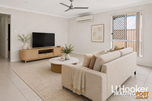 7 Macnab Street YARRABILBA QLD 4207 - photo 2 of 10