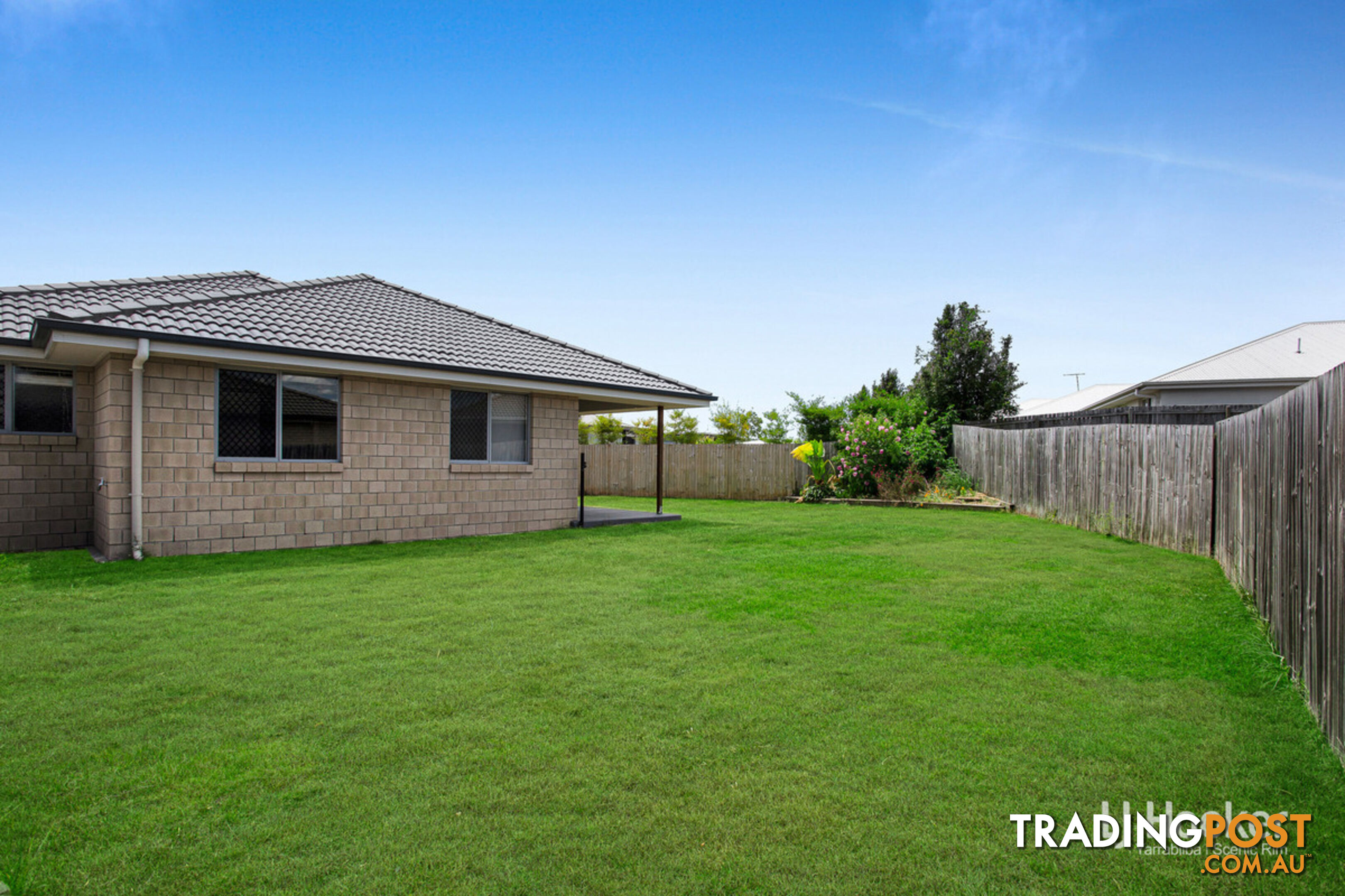 64 Garragull Drive YARRABILBA QLD 4207