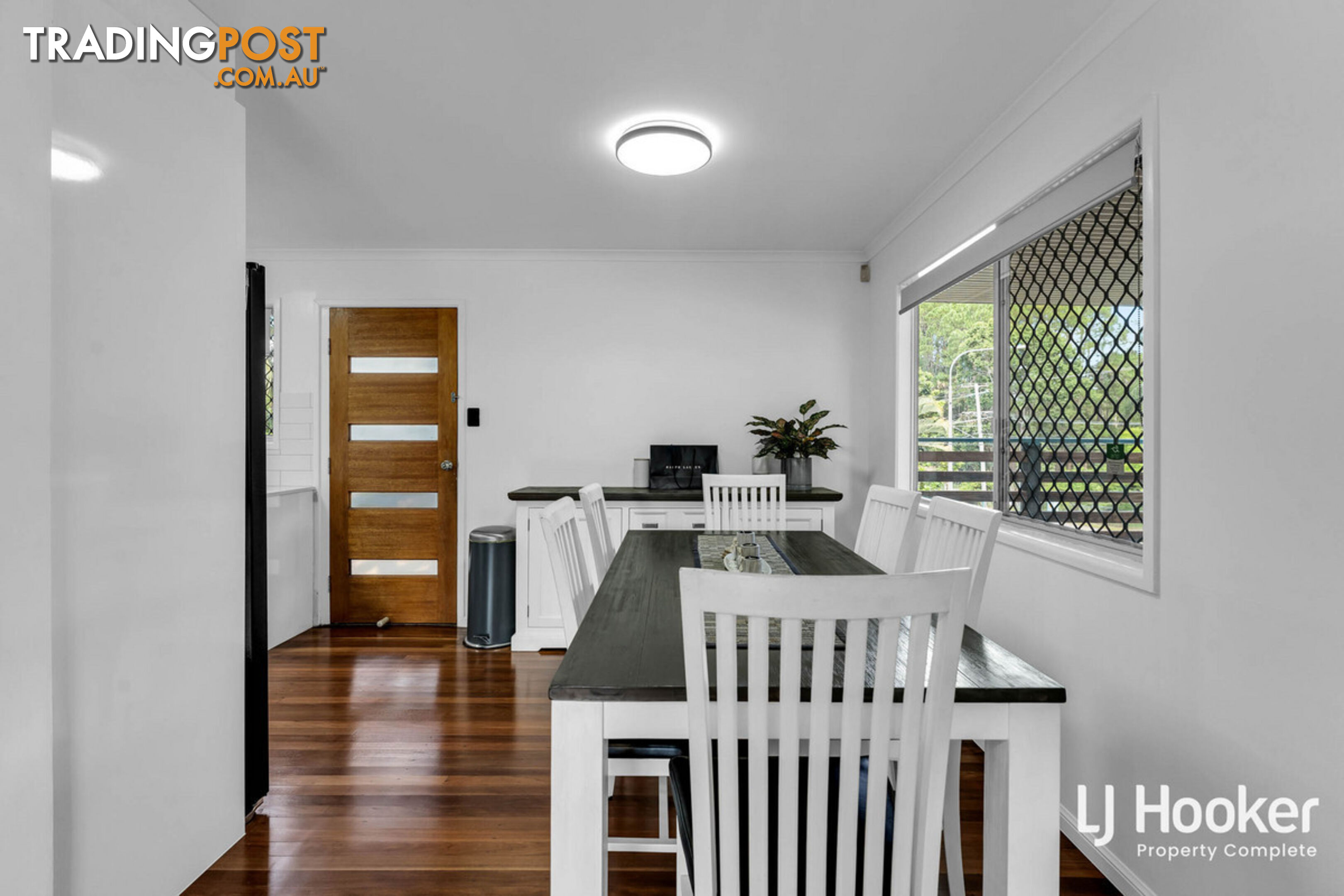 22 Green Road REGENTS PARK QLD 4118