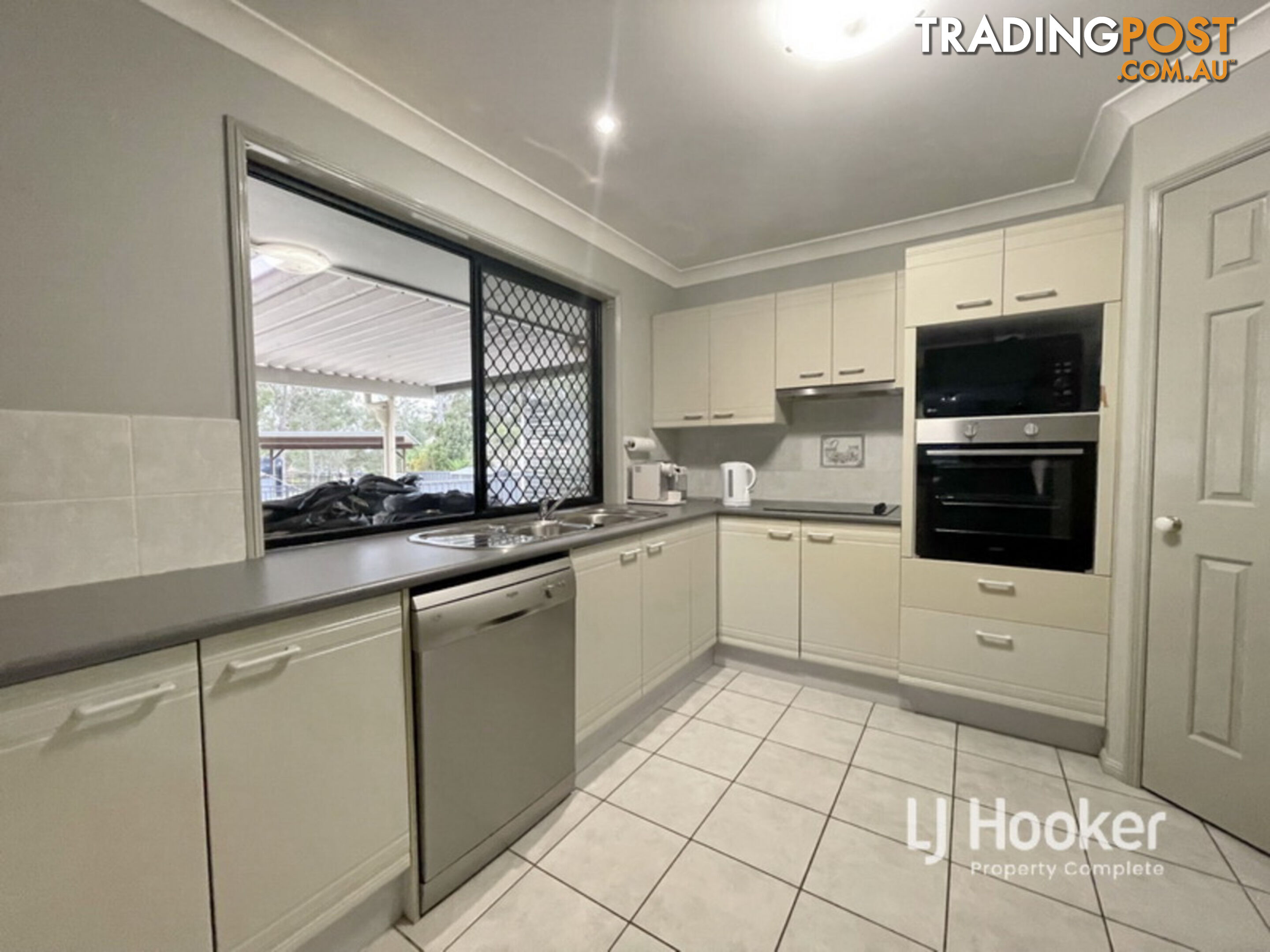 160-162 Lyon Drive NEW BEITH QLD 4124