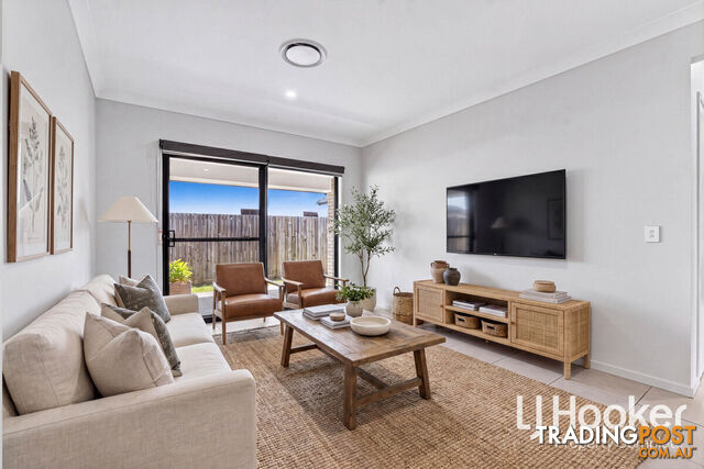 52 Petral Drive FLAGSTONE QLD 4280 - photo 3 of 14