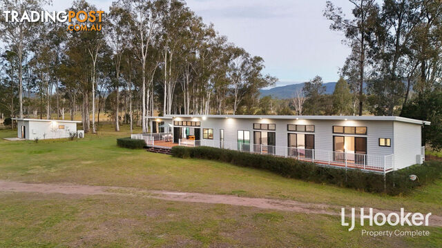 90 Waldron Road TAMBORINE QLD 4270 - photo 4 of 25