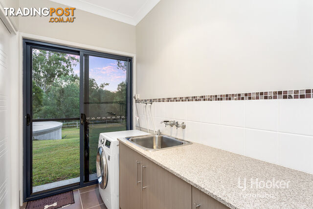 71 Tuggerah Gr TAMBORINE QLD 4270