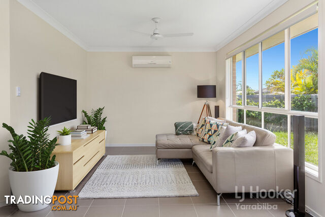 16 Sienna Crescent PIMPAMA QLD 4209