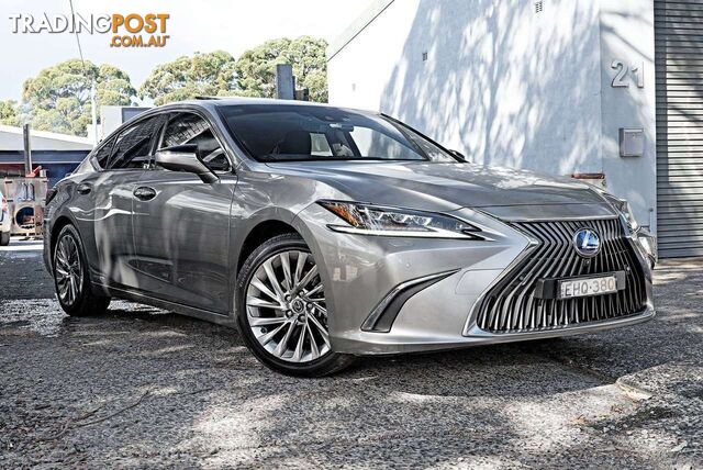 2020 LEXUS ES300H SPORTS LUXURY SEDAN