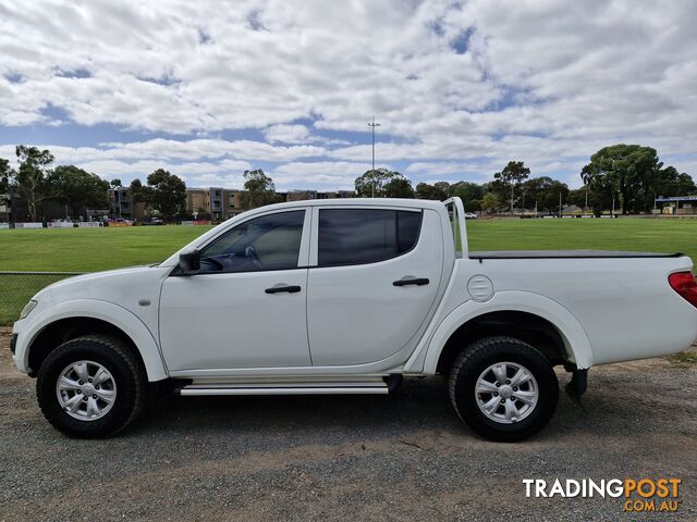 2014 Mitsubishi Triton MN Mitsubisi Triton GLX + SUV Manual