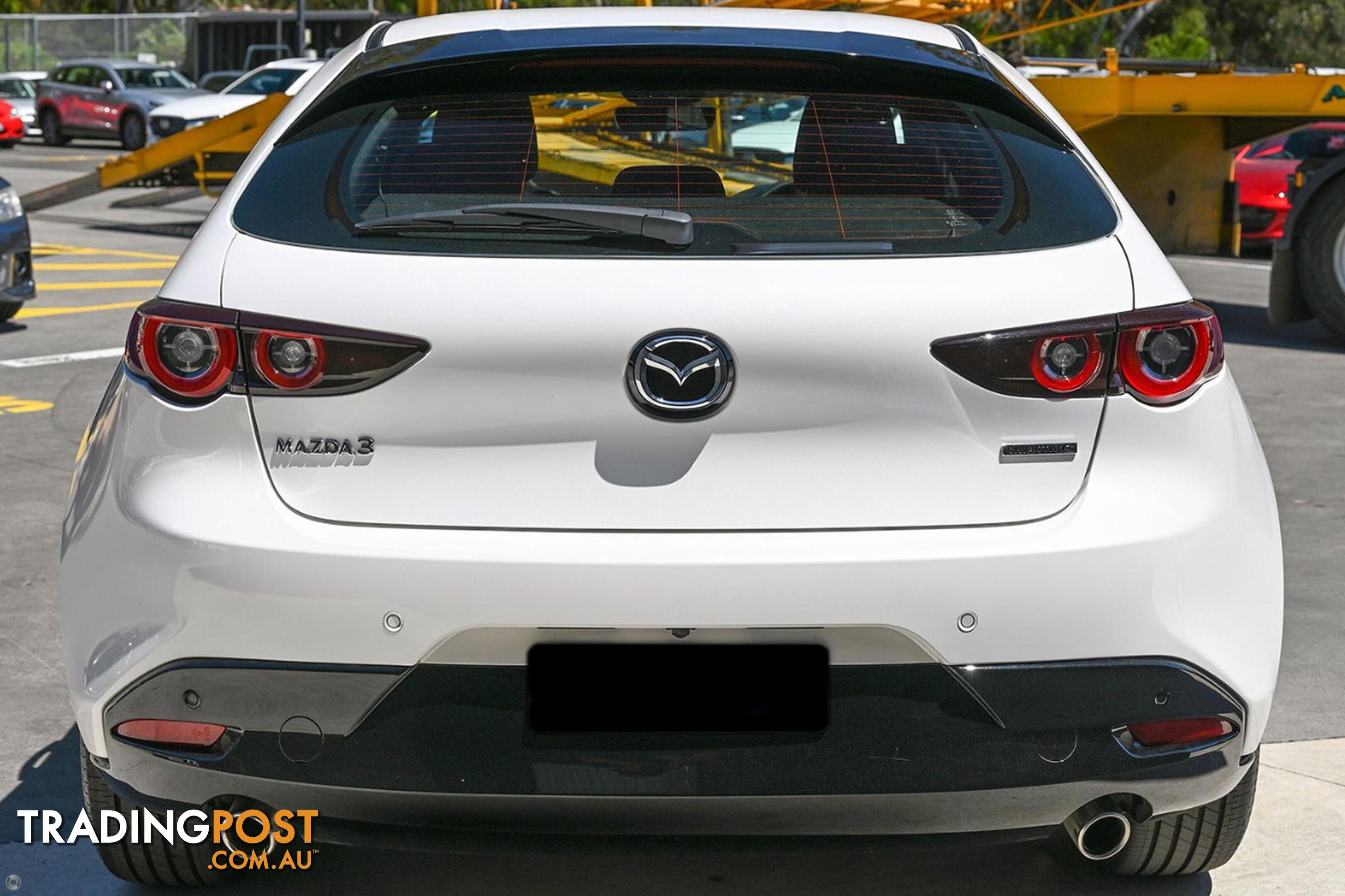 2024 MAZDA 3   HATCH