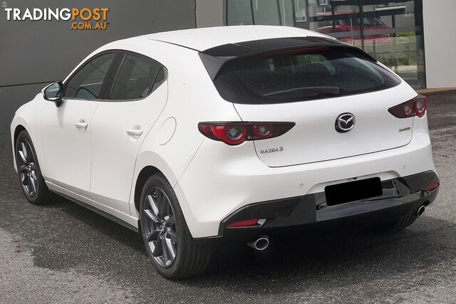 2024 MAZDA 3   HATCH