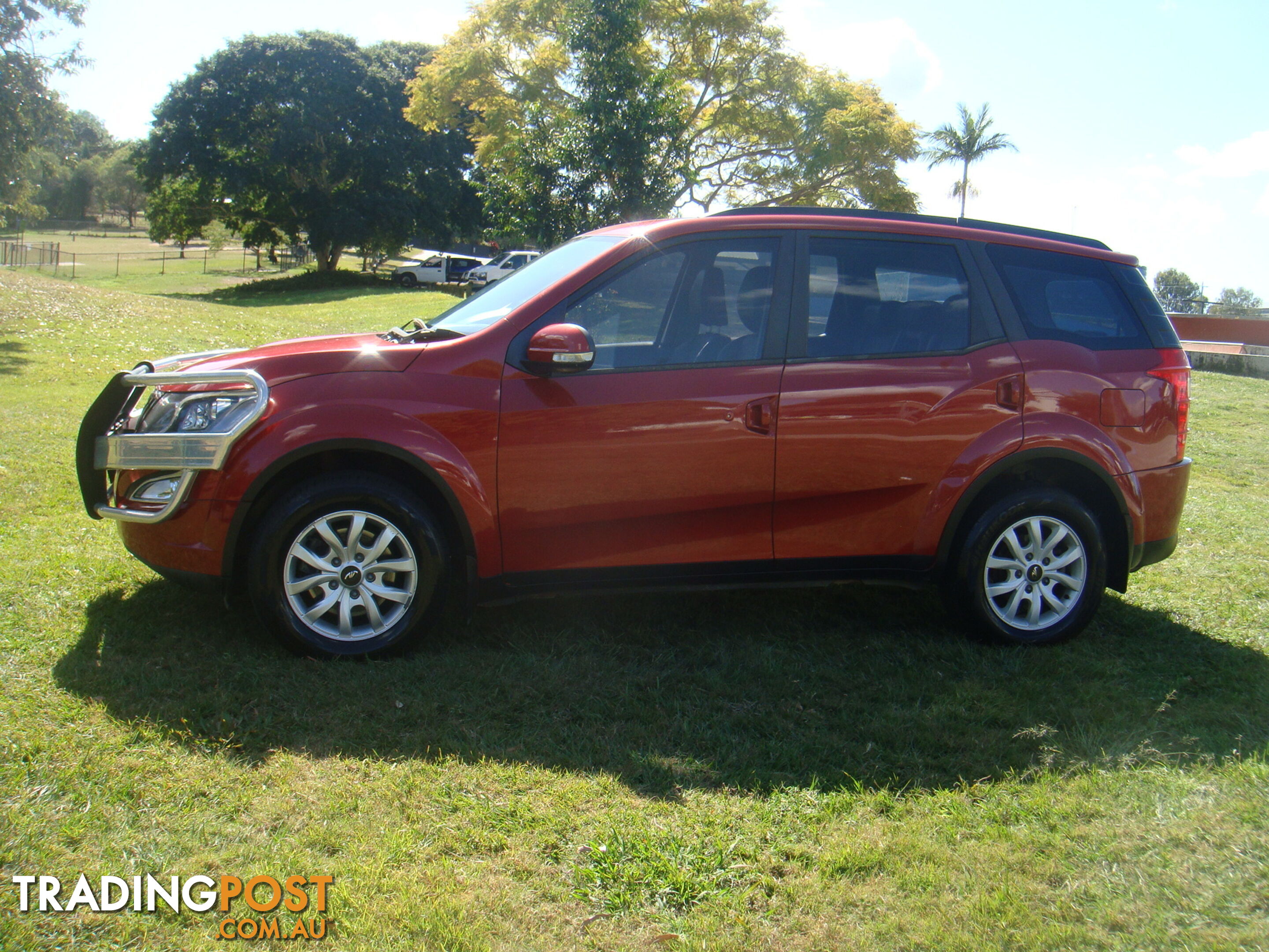 2016 Mahindra XUV500 W8 SUV Manual