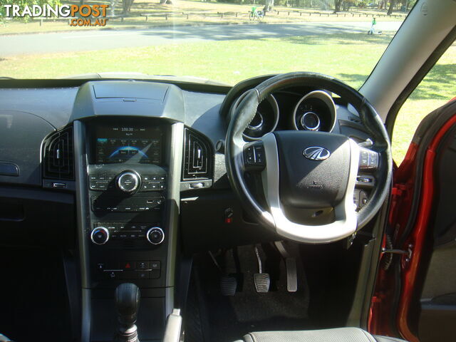 2016 Mahindra XUV500 W8 SUV Manual