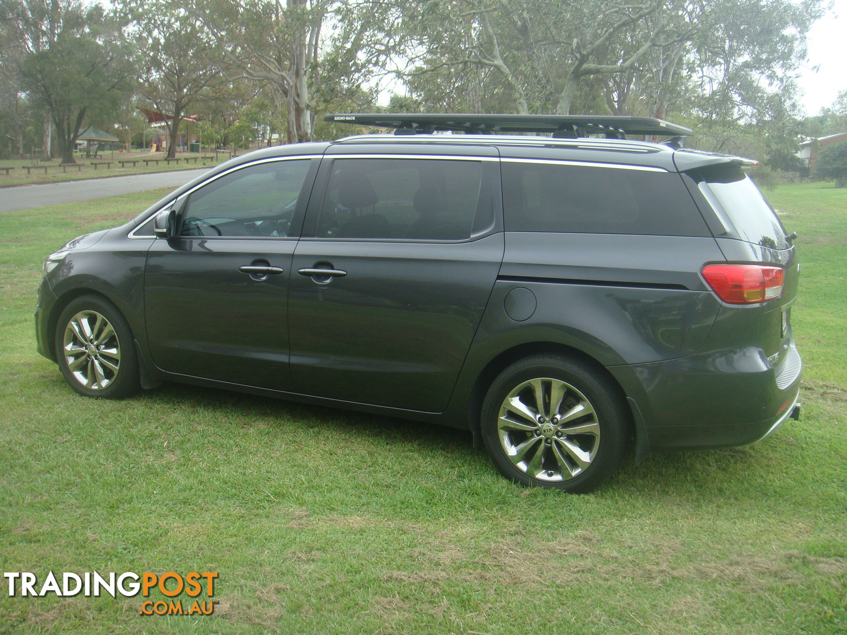 2015 Kia Carnival YP MY16 PLATINUM People Mover Automatic