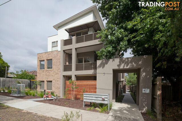 6/5 View Road BAYSWATER VIC 3153