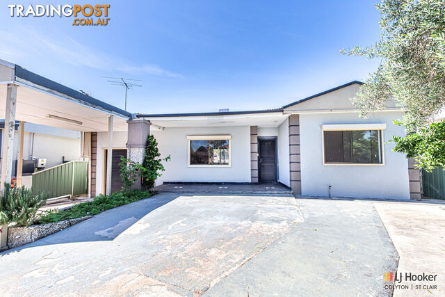 18 Freeman Street COLYTON NSW 2760