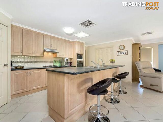 10 Ireland Way KADINA SA 5554