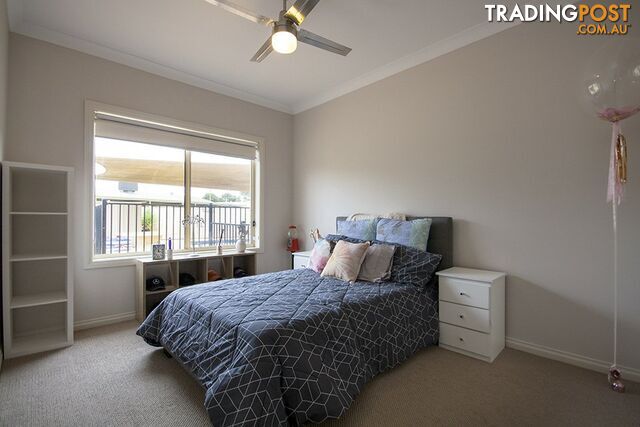 15 Abbott Drive KADINA SA 5554