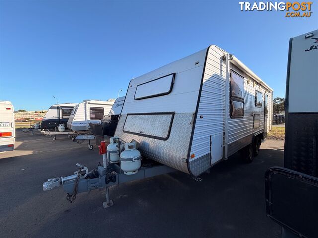 2010 RETREAT BRAMPTON CARAVAN 22.5FT