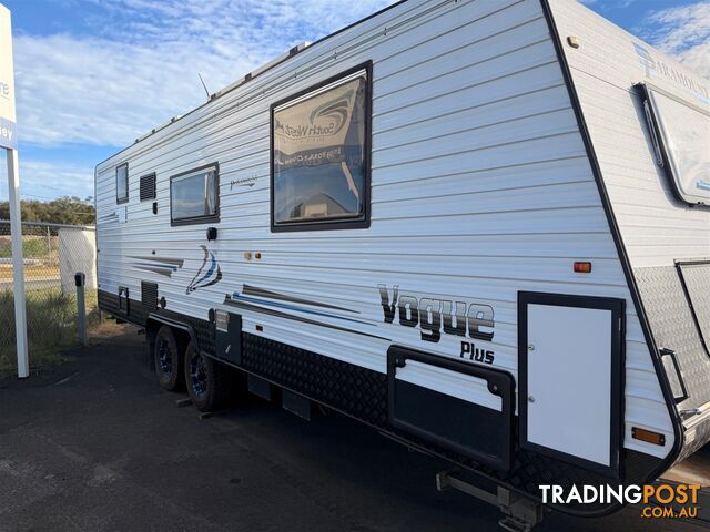 2016 PARAMOUNT VOGUE PLUS CARAVAN 25FT - photo 4 of 26
