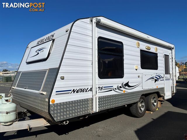 2010 NEWLANDS LTD CARAVAN 19.4FT