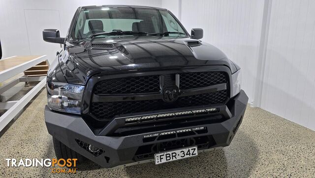 2023 RAM 1500 EXPRESS DS MY23 4X4 DUAL RANGE CREW CAB SHORT WHEELBASE UTILITY - photo 4 of 30