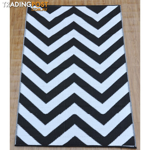 CHEVRON Rug Black & White 120x180cm