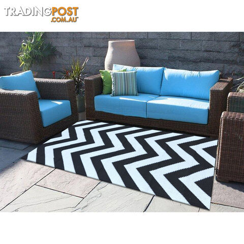 CHEVRON Rug Black & White 120x180cm