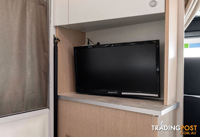 Discovery 4 Berth - photo 5 of 29