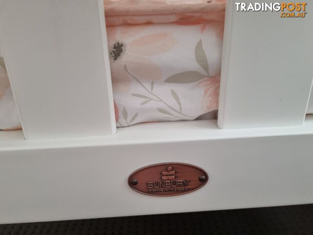 Sunbury Cot/Bed