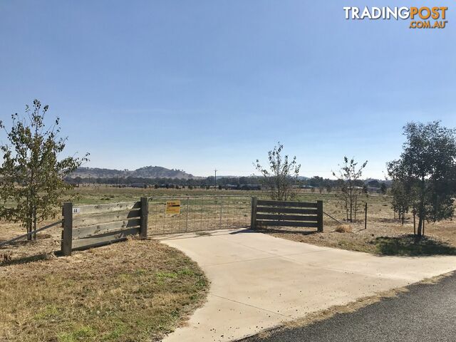 44 Coogera Circuit JINDERA NSW 2642