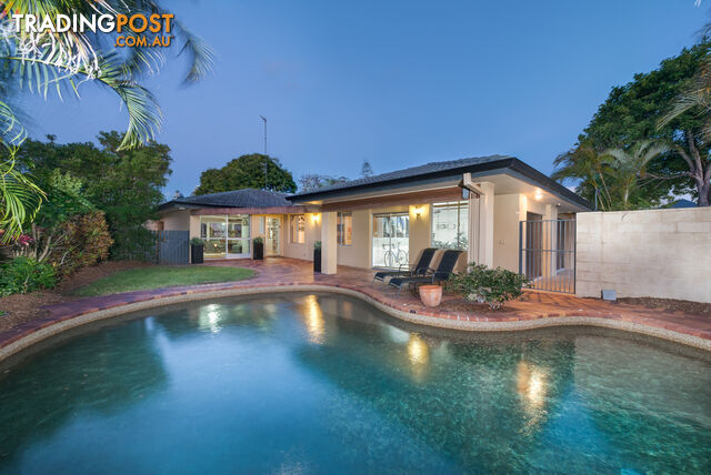 49 Gibraltar Drive ISLE OF CAPRI QLD 4217