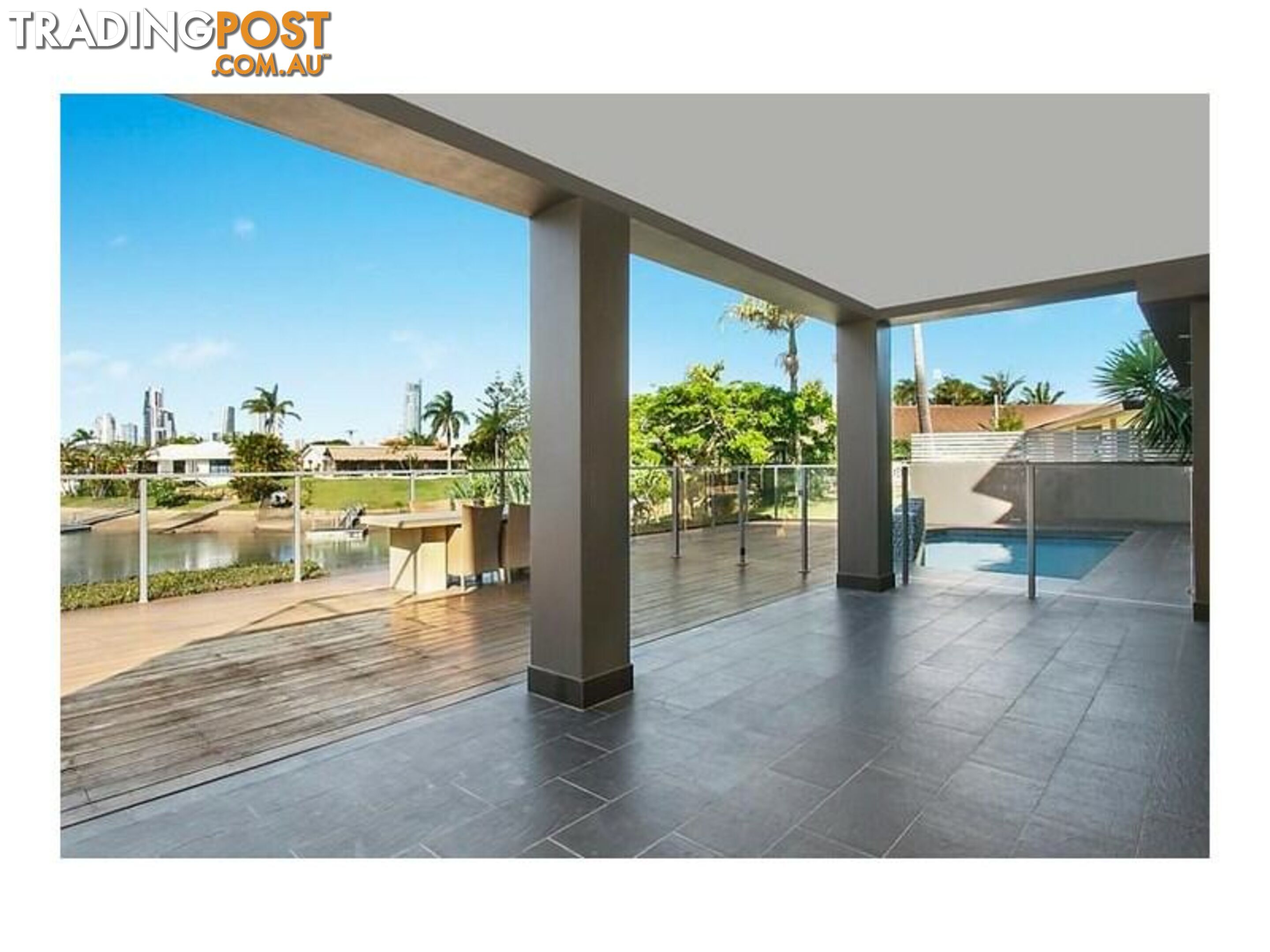 6 La Spezia Court ISLE OF CAPRI QLD 4217