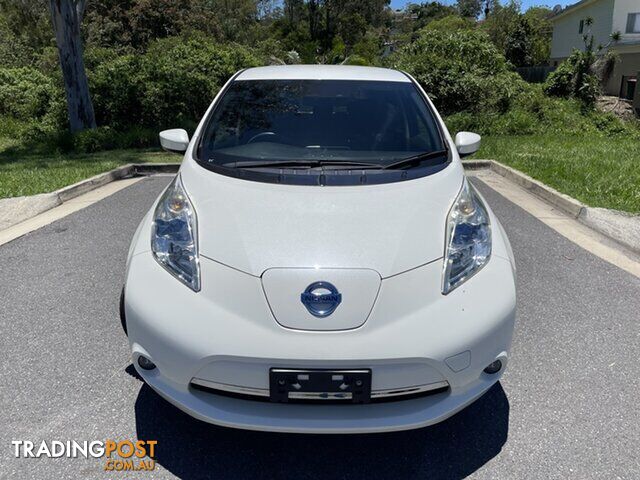 2016 NISSAN LEAF ZERO EMMISION ZE E-SHIFT HATCHBACK - photo 2 of 26