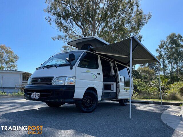 2001 TOYOTA HIACE CAMPERVAN