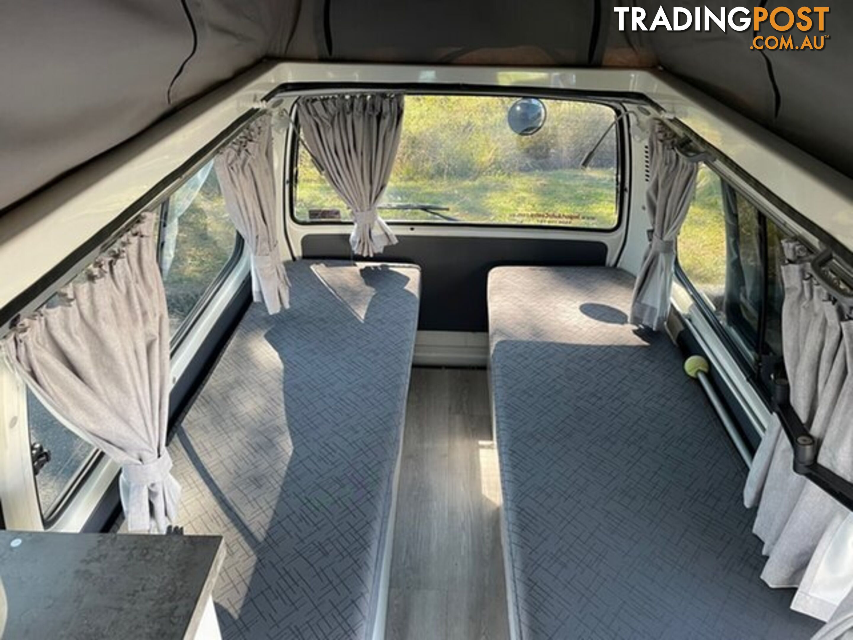 2001 TOYOTA HIACE CAMPERVAN