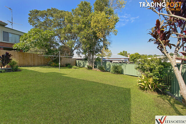 5 John Lockrey Street EAST KEMPSEY NSW 2440