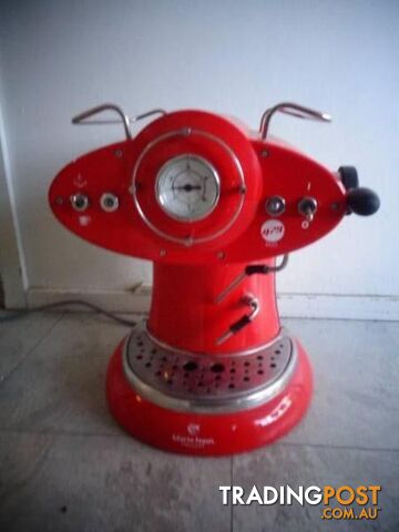 Gloria Jeans coffee maker machine-good condition - photo 2 of 4