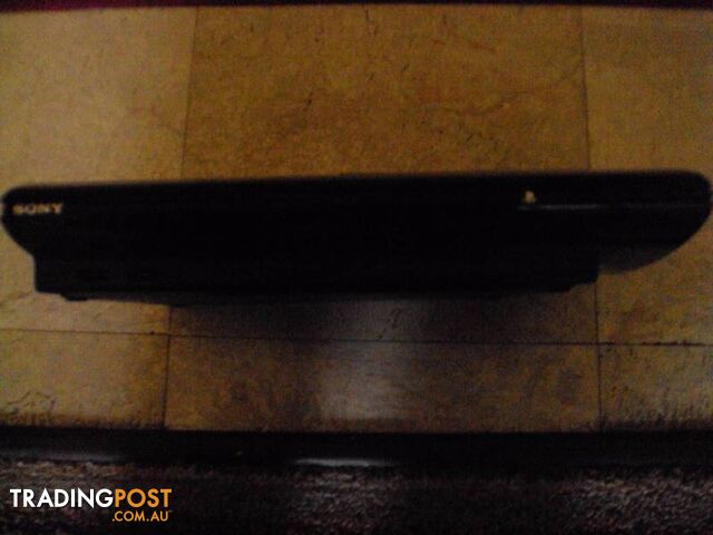 Playstation 3 to fix or for parts - photo 4 of 4