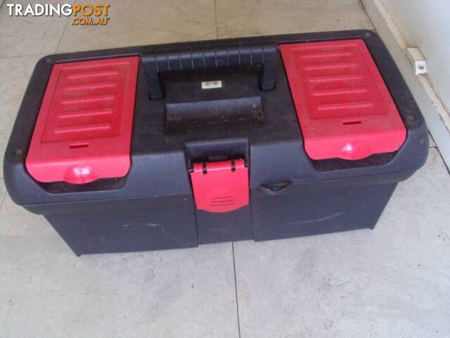 Medium Size Tools Box in great condition