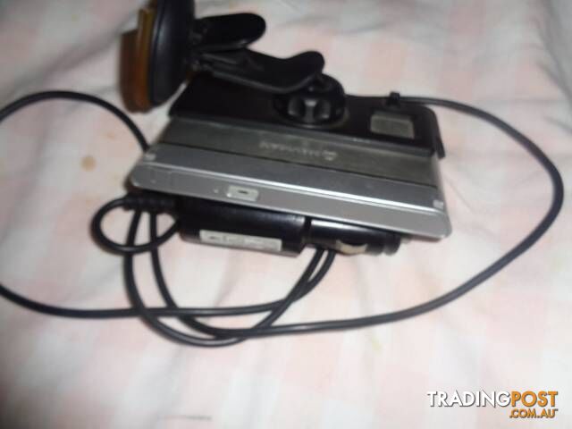 NAVMAN N214 GPS in great condition - photo 3 of 4