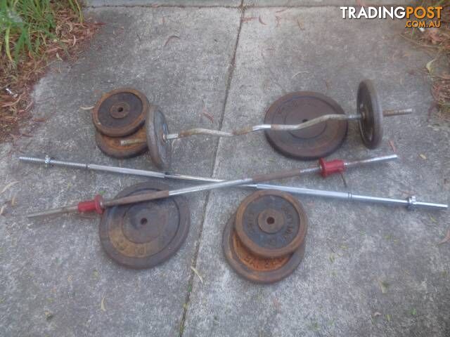 Assorted bench weights plates and bars great condition