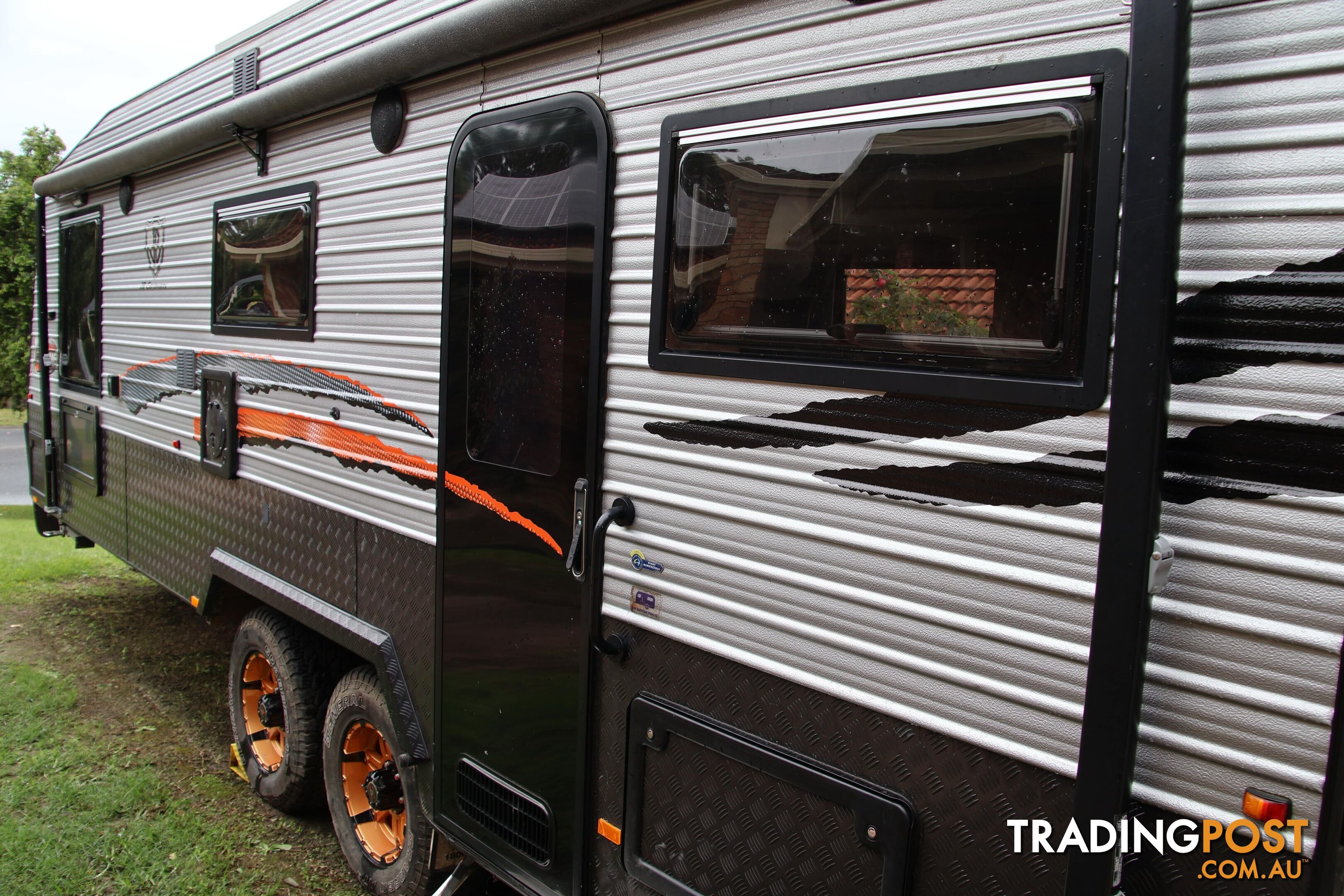 2018 JB Caravans Dirt Road Xtreme Club Lounge Off Road