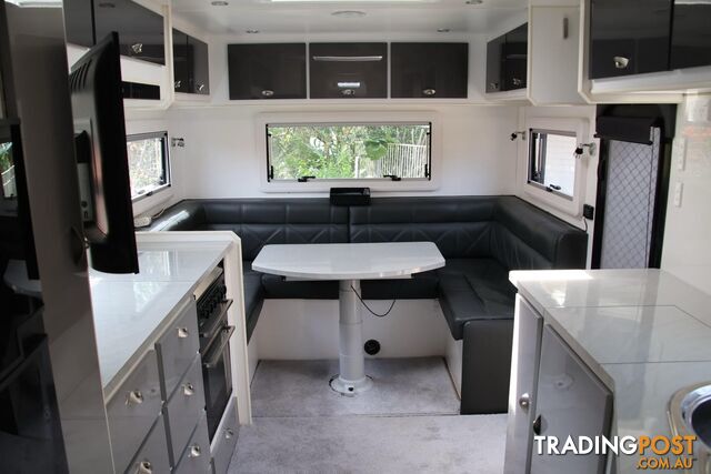 2018 JB Caravans Dirt Road Xtreme Club Lounge Off Road