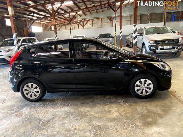 2015 HYUNDAI ACCENT ACTIVE RB2 MY15 5D HATCHBACK