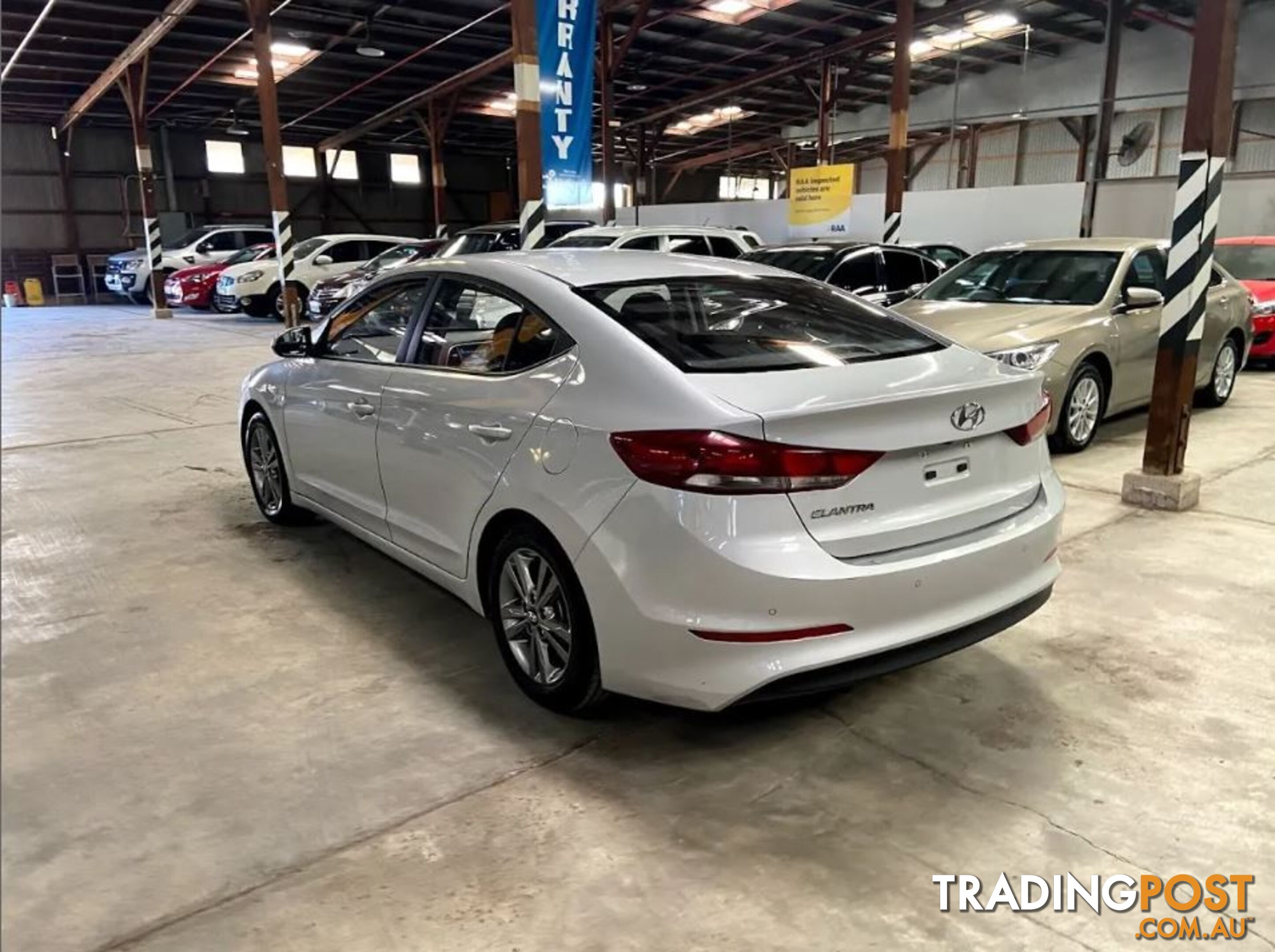 2016 HYUNDAI ELANTRA ACTIVE 2.0 MPI AD 4D SEDAN