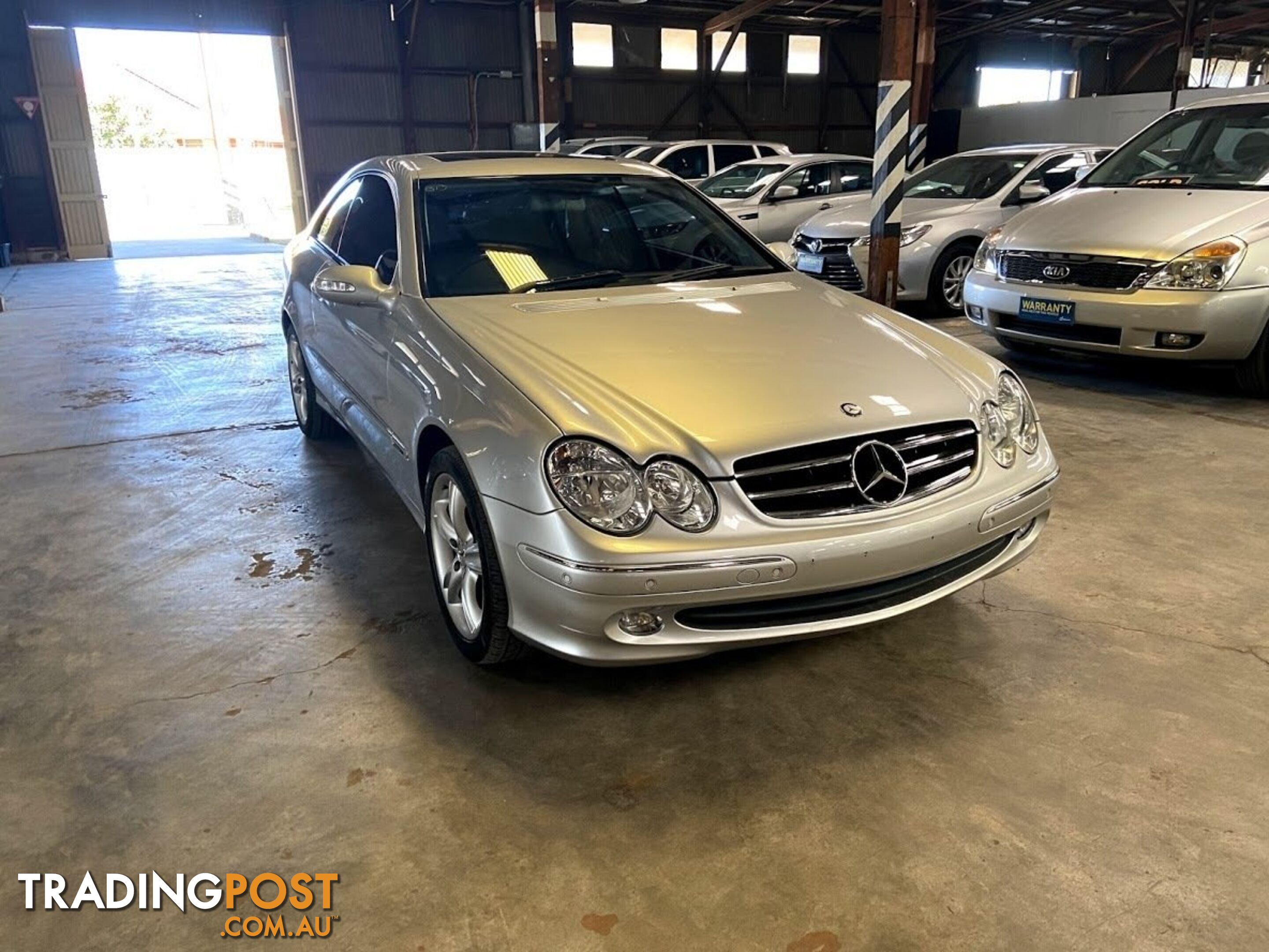 2004 MERCEDES-BENZ CLK320 ELEGANCE C209 2D COUPE