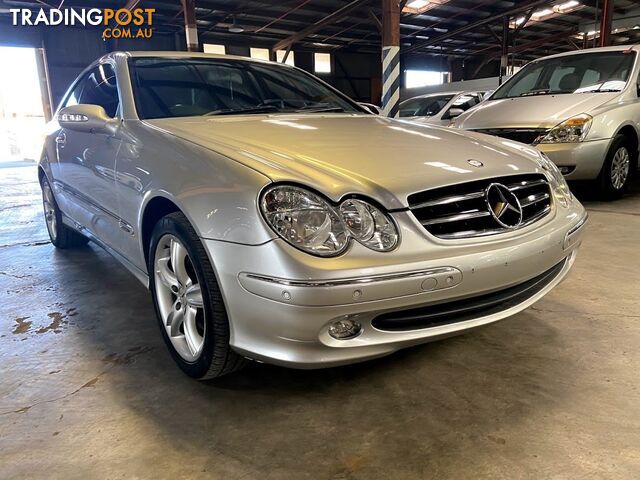 2004 MERCEDES-BENZ CLK320 ELEGANCE C209 2D COUPE