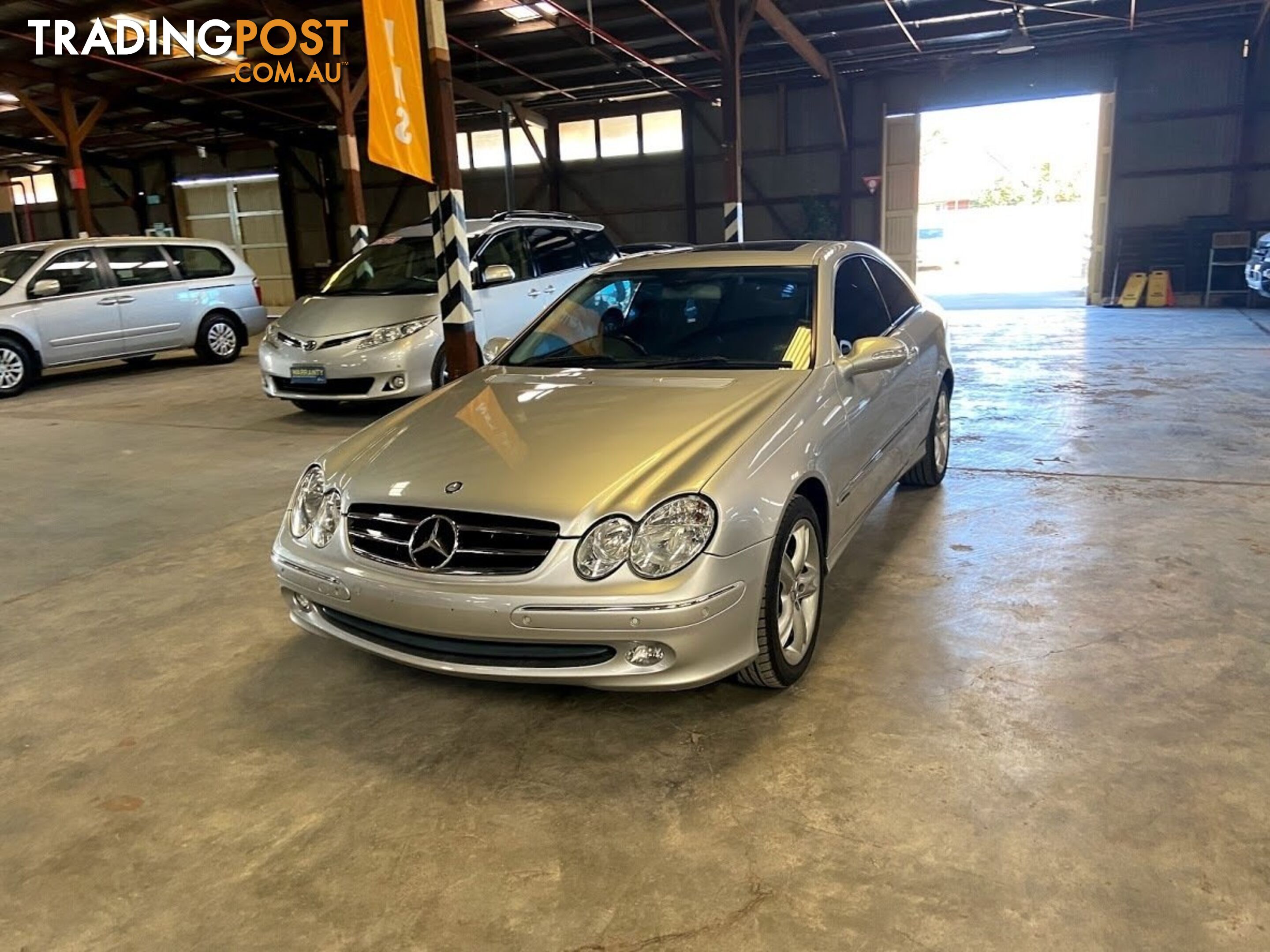 2004 MERCEDES-BENZ CLK320 ELEGANCE C209 2D COUPE