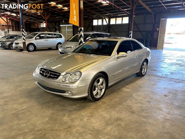 2004 MERCEDES-BENZ CLK320 ELEGANCE C209 2D COUPE